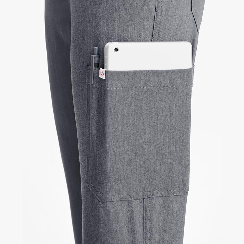 Women’s Ten-Pocket Skinny Scrub Pants