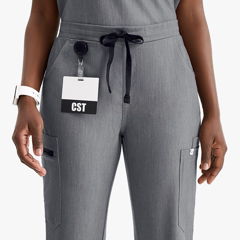Women’s Ten-Pocket Skinny Scrub Pants