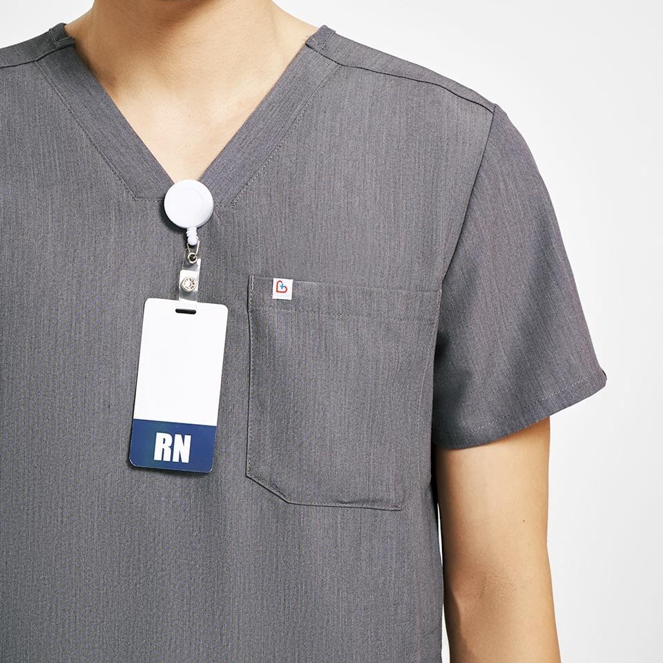 Men’s Three-Pocket Scrub Top